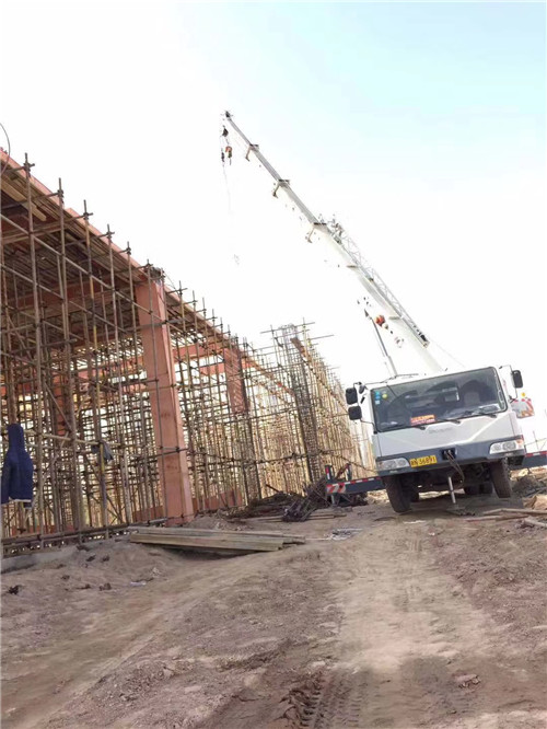 博野县吊车作业的安全注意事项有哪些？